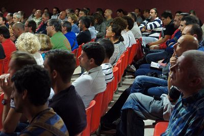 2016 09 13 AsembleaManifaDelegadosCampanhaEmpregoVigo09.JPG